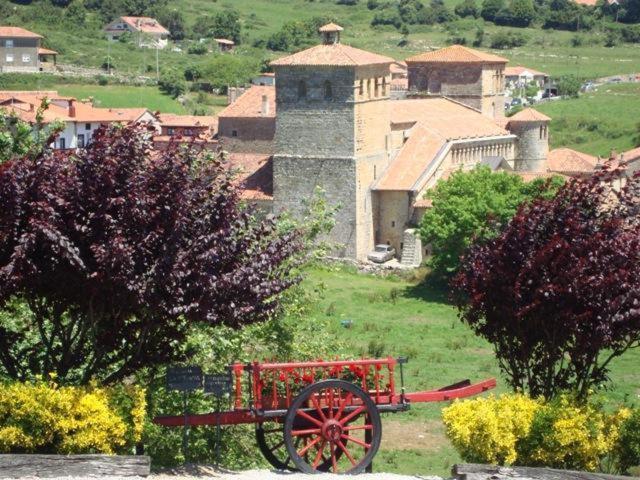 Posada La Solana - Adults Only Santillana del Mar Exterior photo